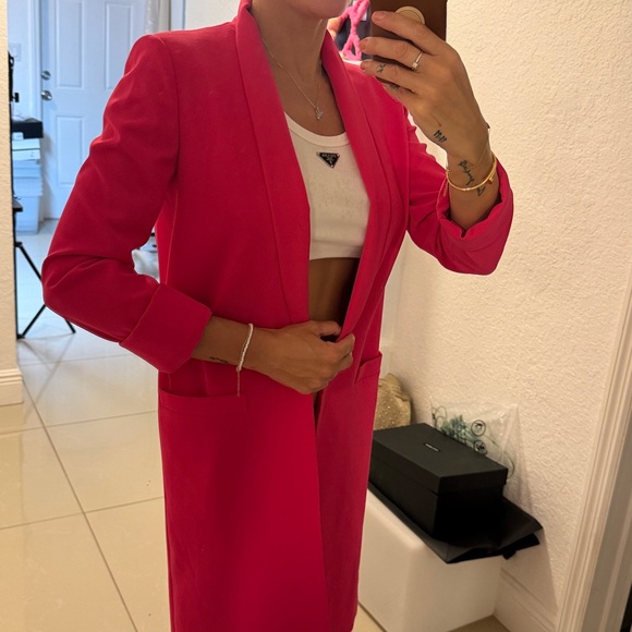 Alice + Olivia Vibrant Pink Blazer - Picture 2 of 6